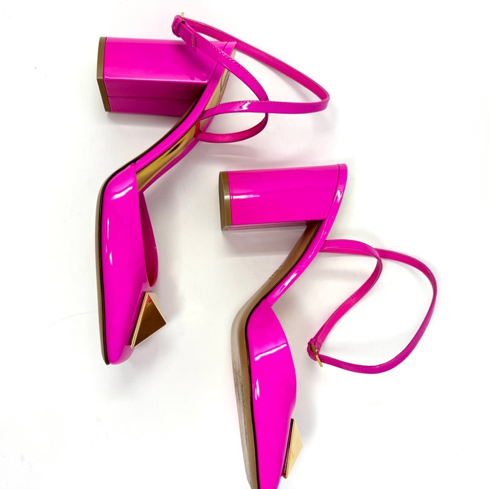 Valentino Garavani One Stud 90 Patent Leather Hot Pink Pumps with Box size 40 - Picture 7 of 15